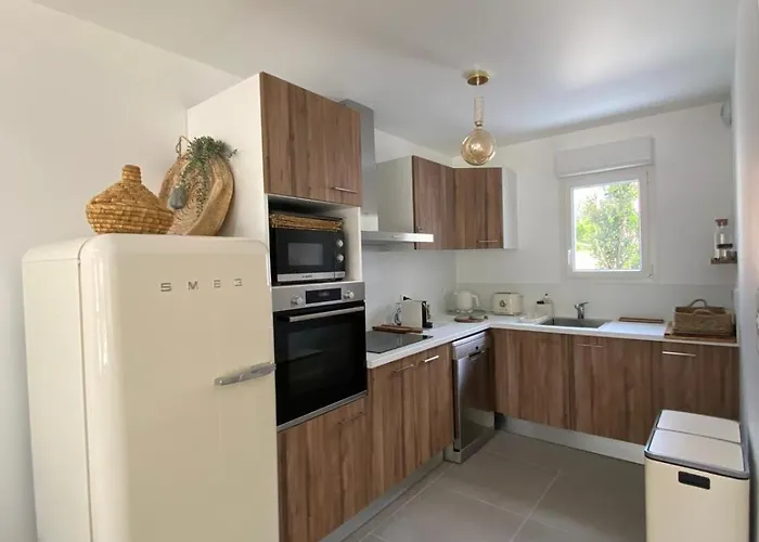 Cano بيت للعطل *