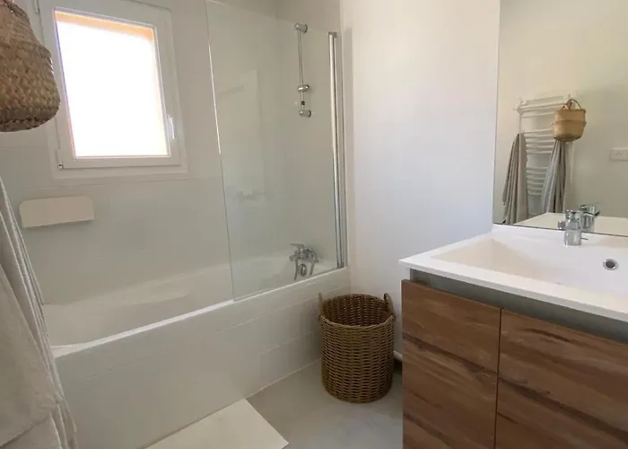 Cano بيت للعطل *